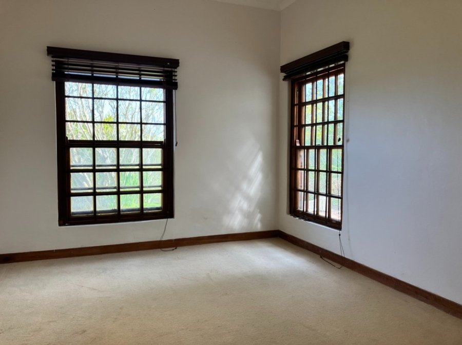 To Let 2 Bedroom Property for Rent in Hoekwil Western Cape